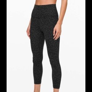 Lululemon Align Crop 21" formation camo